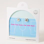 Born to Score, Earring