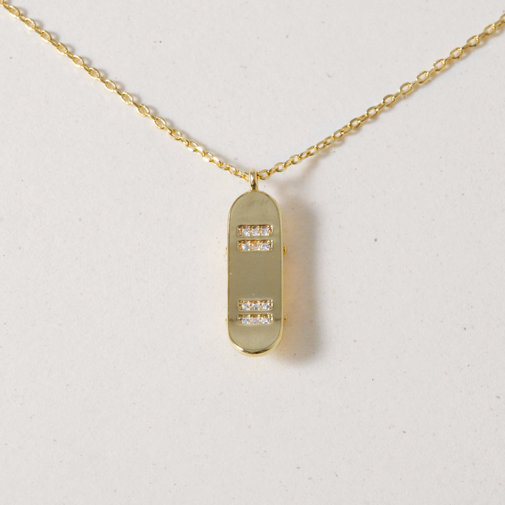 Skateboard All the Way, Necklace