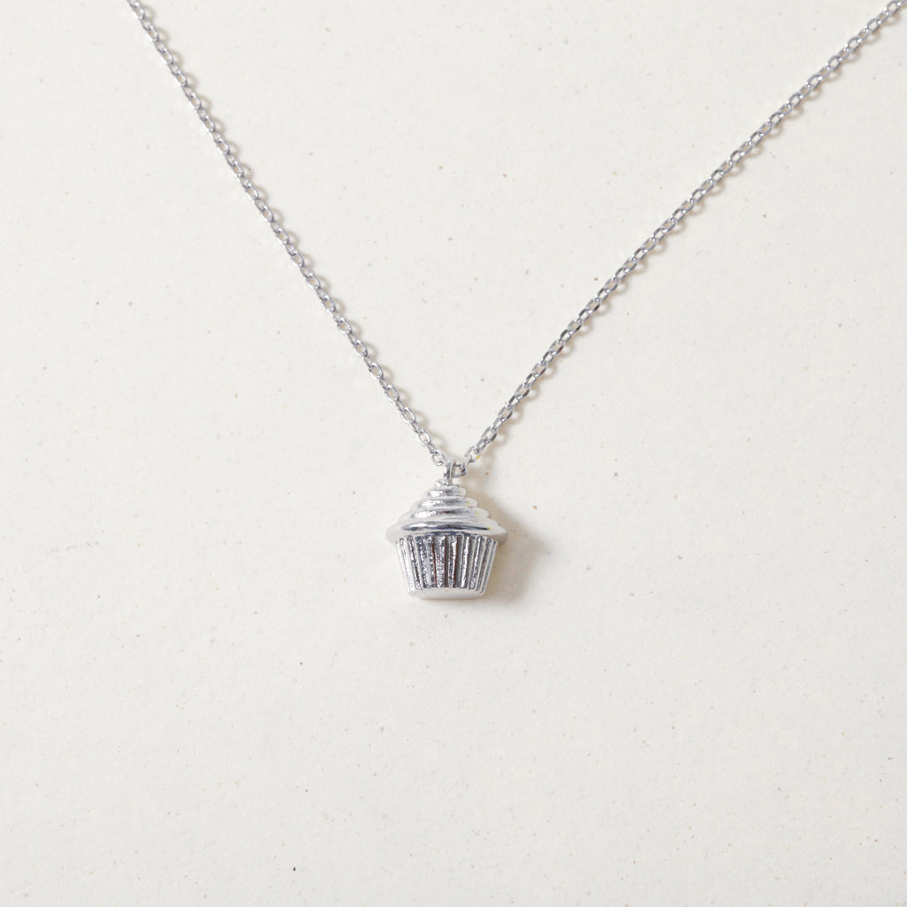Petit Cup Cake, Necklace