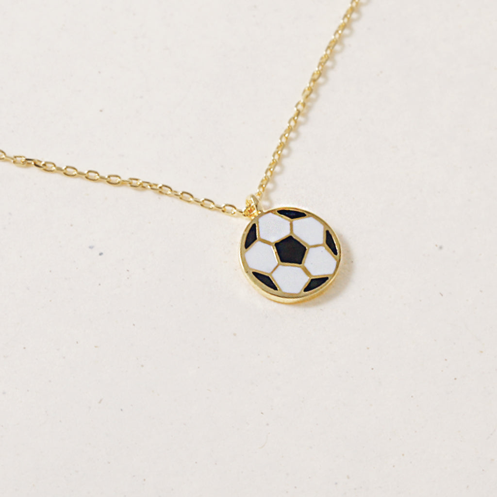 Born to Score, Necklace