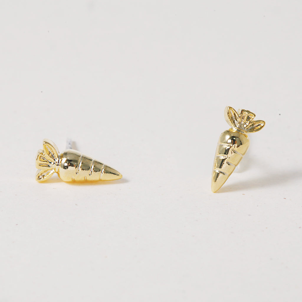 Carrot Couture, Earring