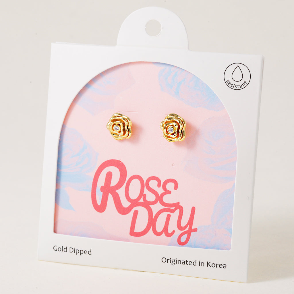Rosie Rose, Earring