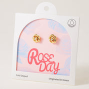 Rosie Rose, Earring