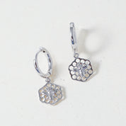 Bee-live in happiness, Earring