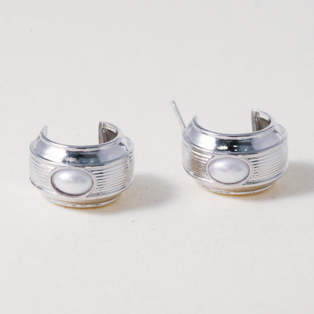 Pearl Accent, Earring