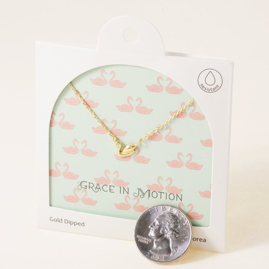 Swan-derland, Necklace