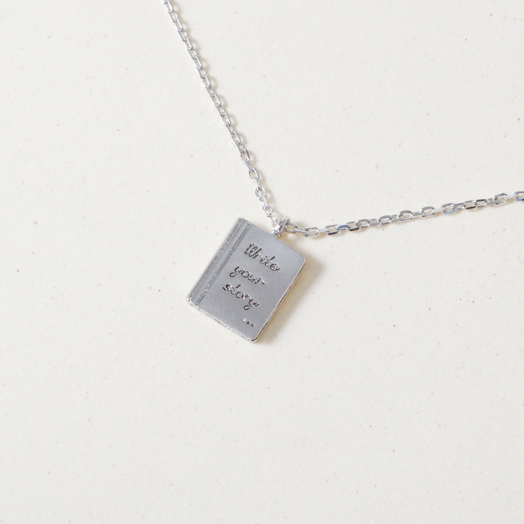 Wonder Books, Necklace