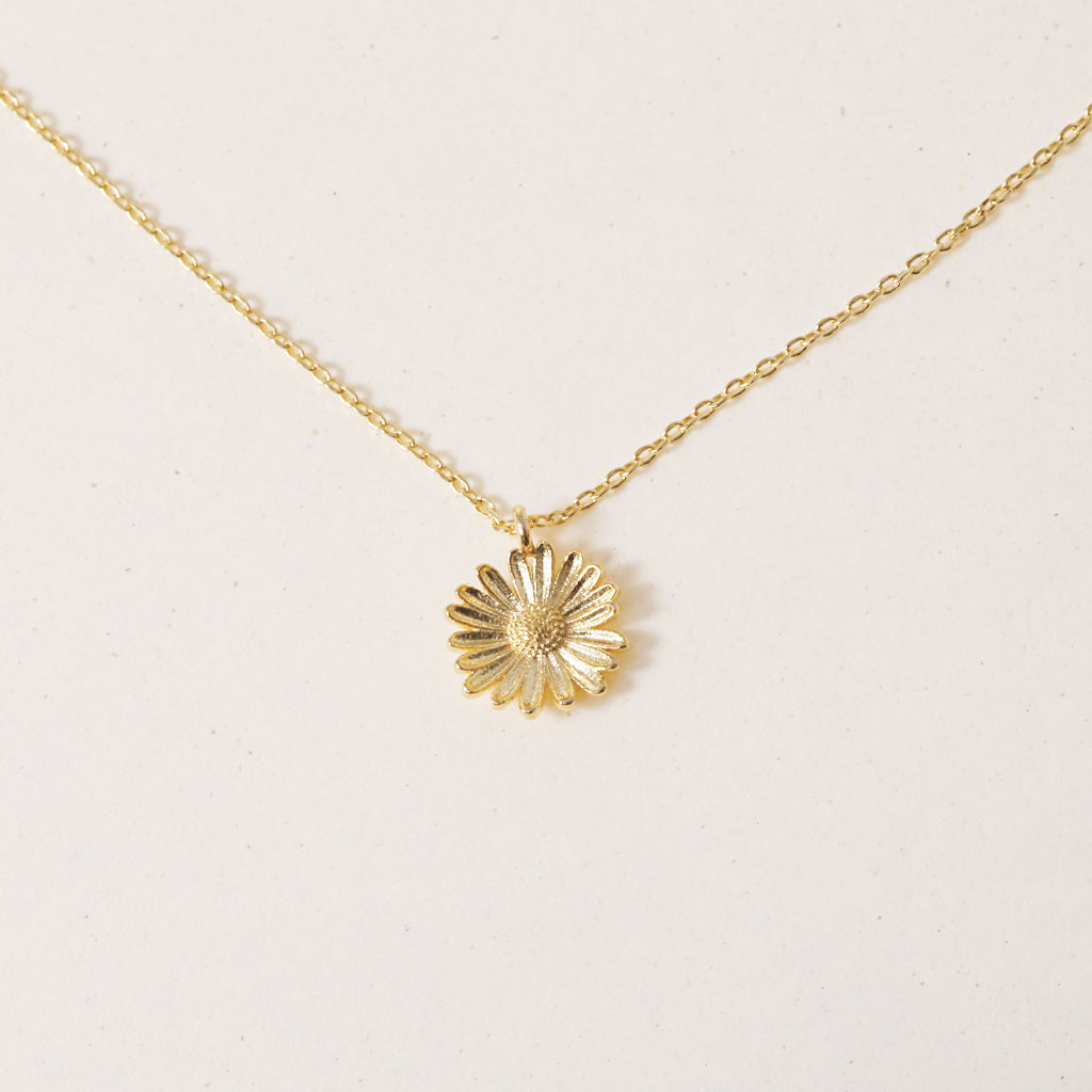Stay Daisy, Necklace