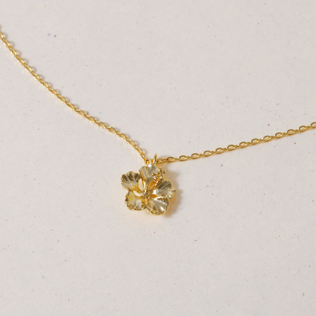 Island Bloom:  Hibiscus Necklace