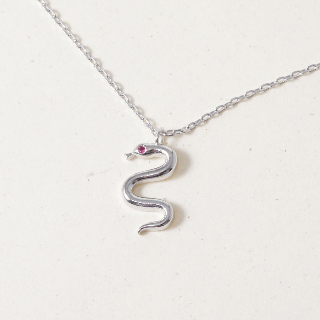 Sneak & Rise, Necklace